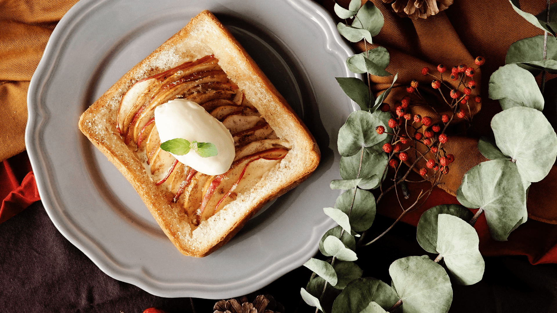 Techniques for Perfect Apple Toast