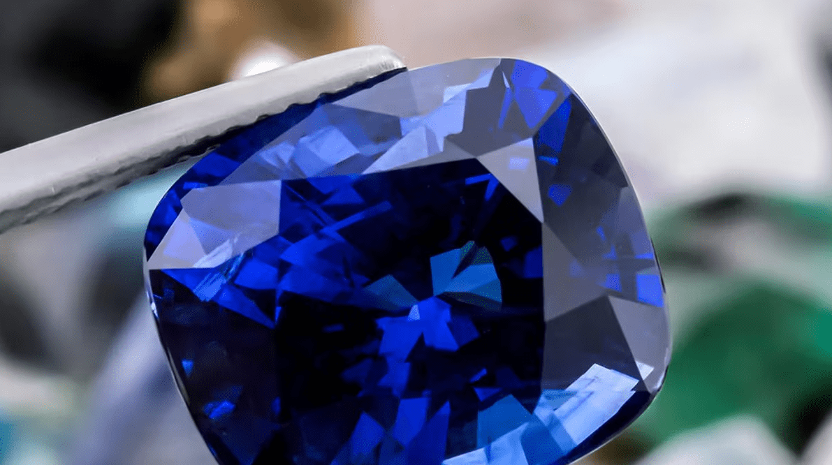 Sapphire: Experience the Regal Elegance and Transformative Power of This Majestic Gemstone