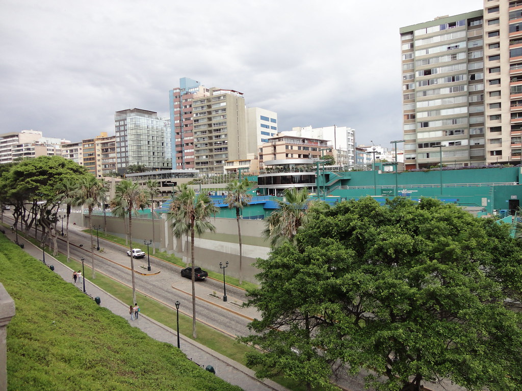 Tantangan yang Dihadapi Avenida Malecón