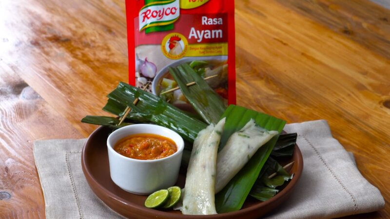 Otak-Otak Tenggiri, camilan tradisional khas Nusantara dengan aroma daun pisang dan tekstur lembut