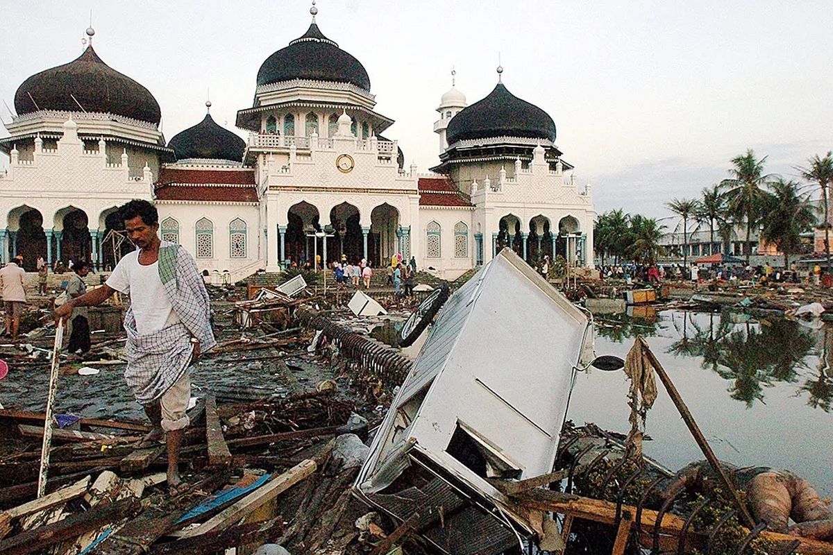 Tsunami Aceh 20 Tahun