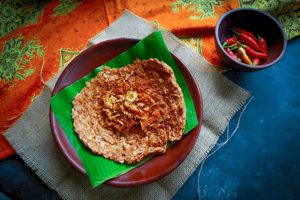 Kerak Telor: Kuliner Khas Betawi yang Penuh Cita Rasa