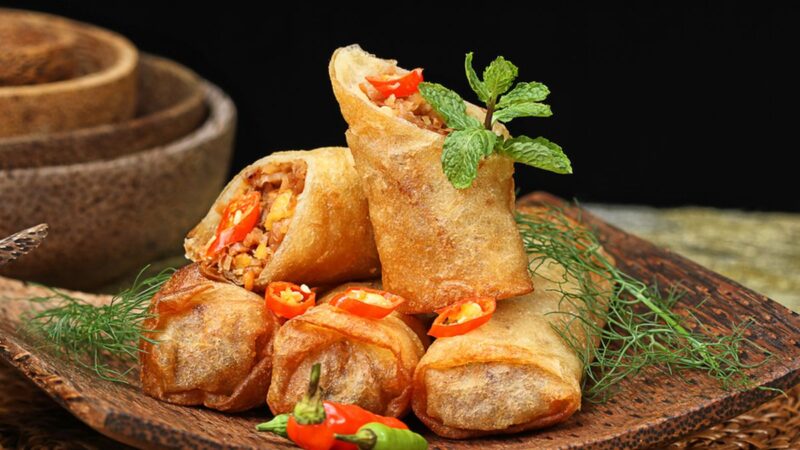 Lumpia Semarang: Jajanan Khas dengan Kulit Renyah dan Isian Rebung yang Gurih