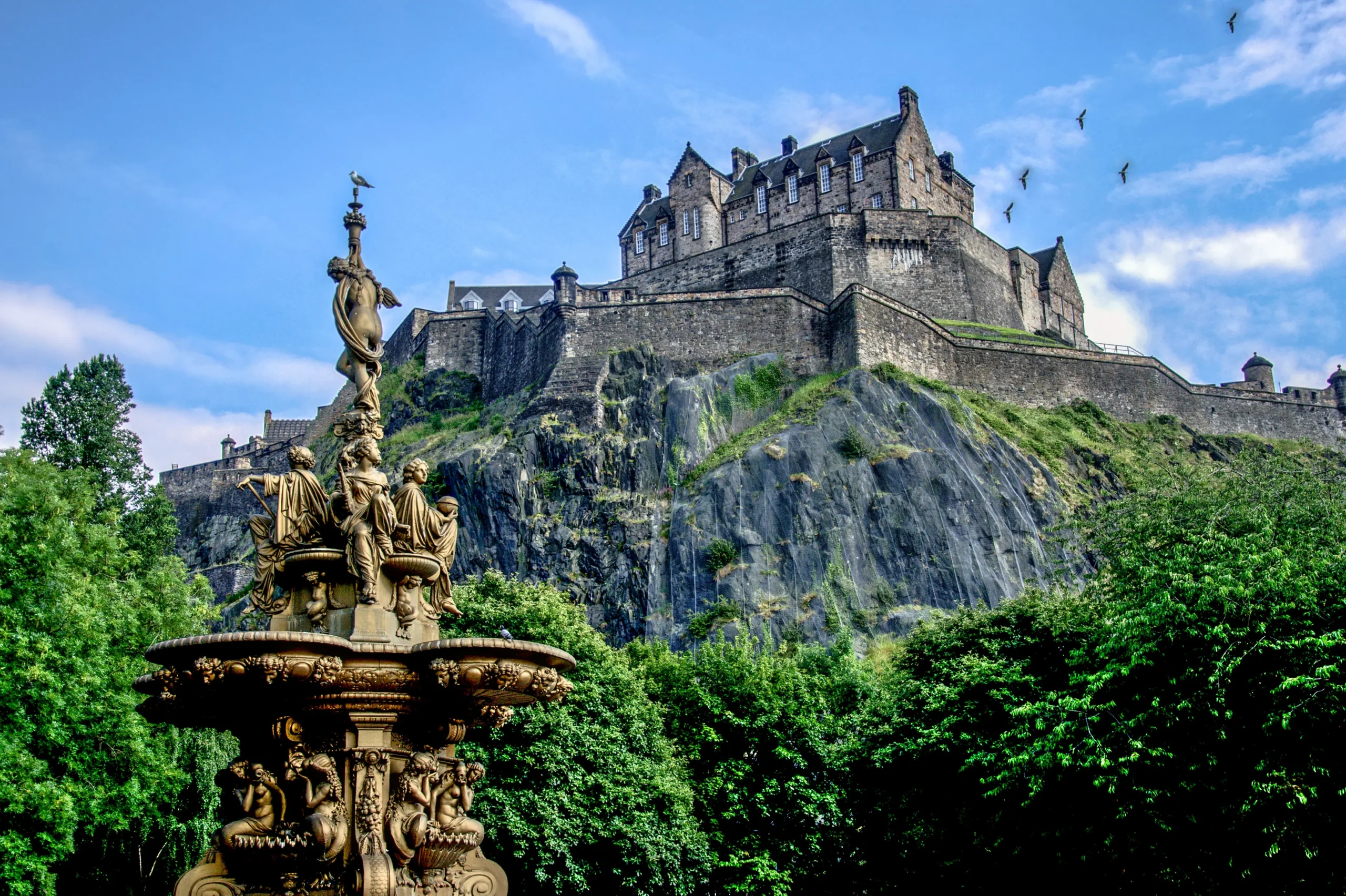 Sejarah Awal Edinburgh Castle