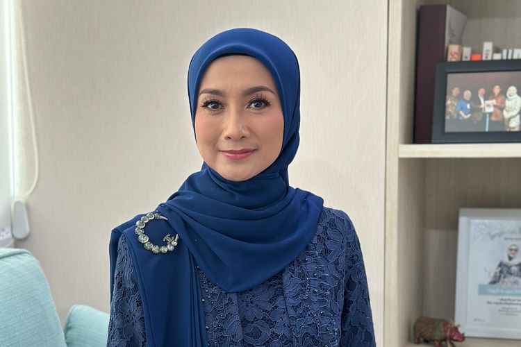 Desy Ratnasari: Ikon Multitalenta Indonesia yang Tak Lekang oleh Waktu