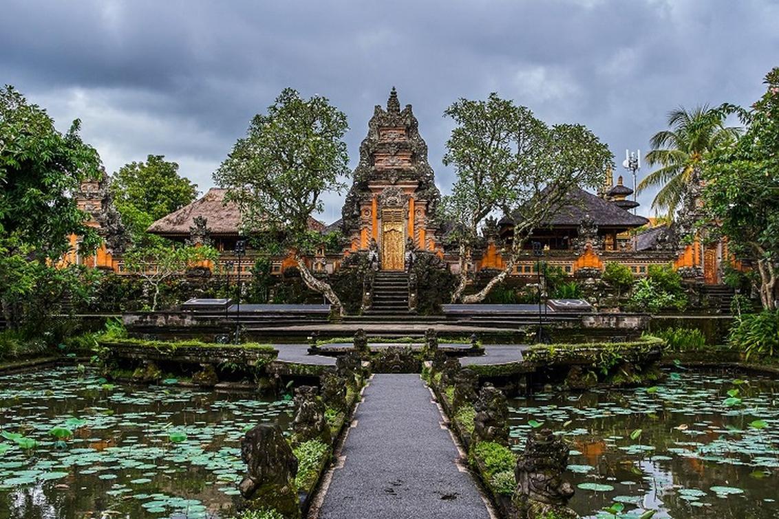 Wisata Budaya Bali: Menyelami Tradisi Sakral Desa Penglipuran yang Bikin Penasaran!
