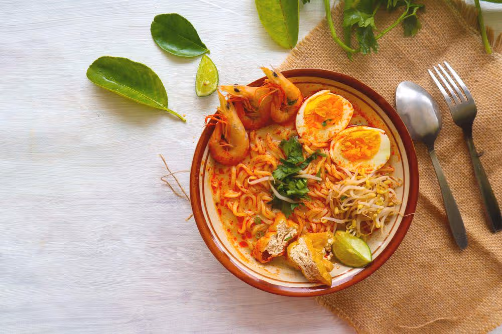 Laksa: Nikmatnya Sup Tradisional yang Memikat Lidah