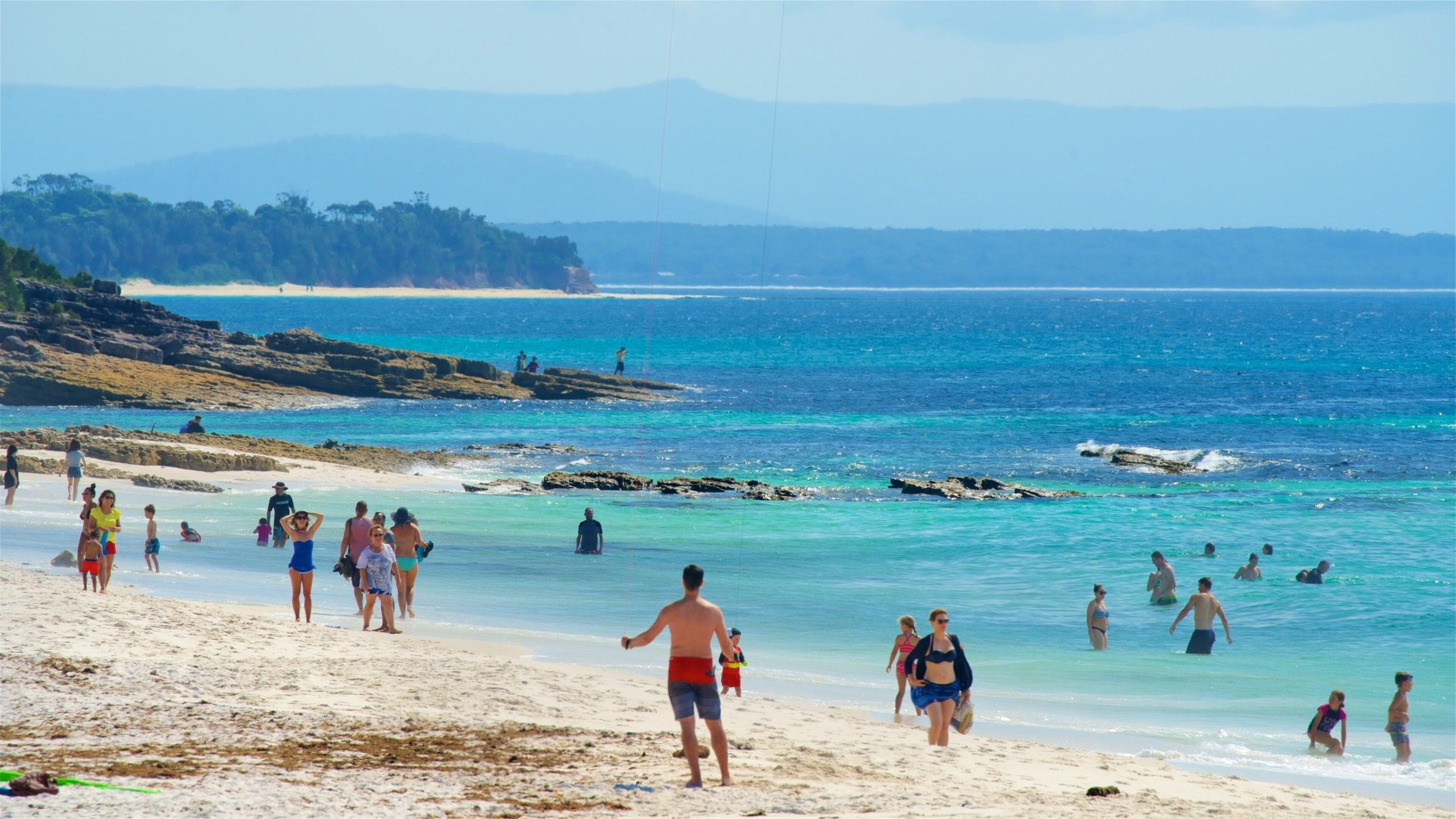 Pantai Hyams dan Reputasi Pasir Putihnya