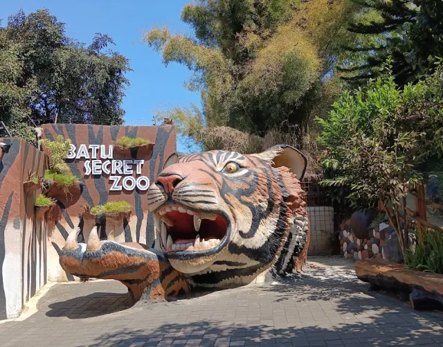 Batu Secret Zoo