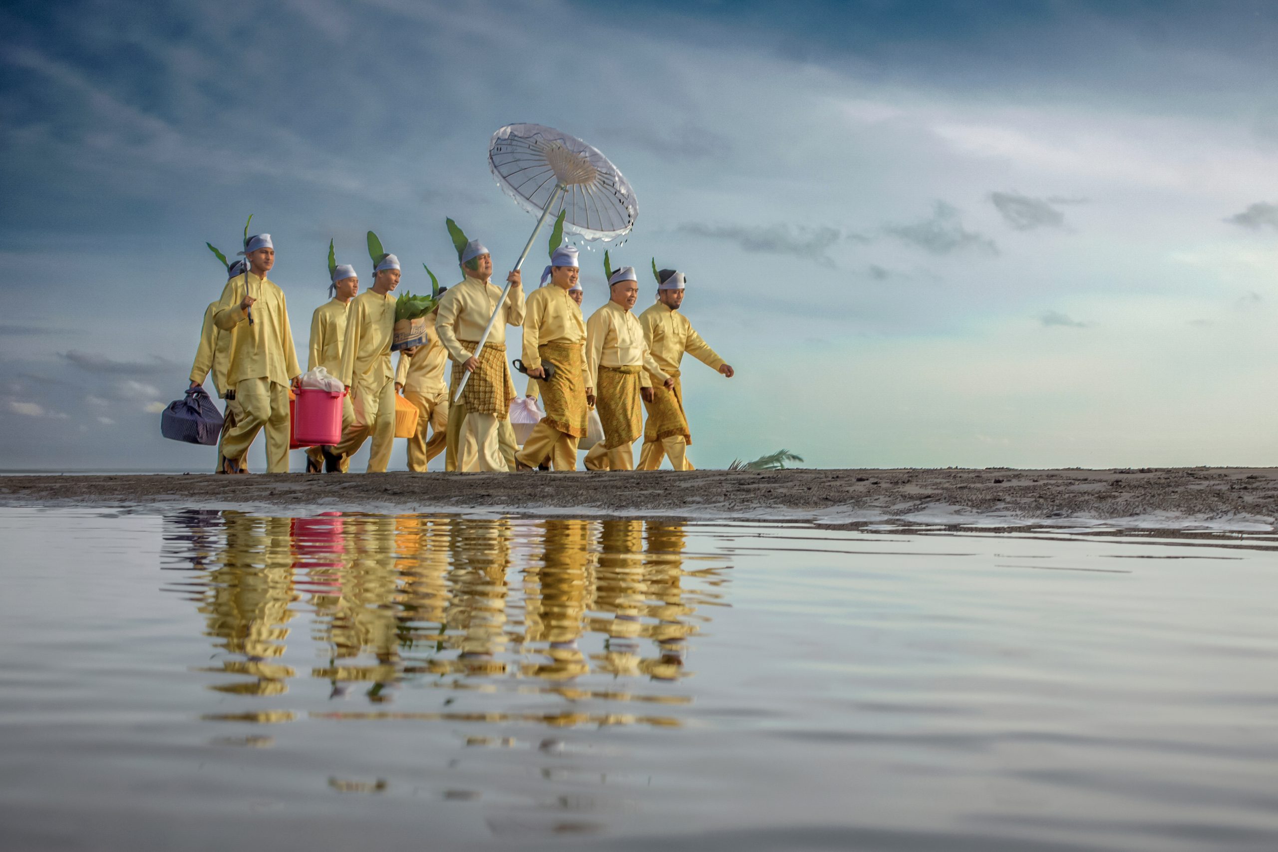 Mengenal Mandi Safar, Tradisi Sakral Penolak Bala Nusantara