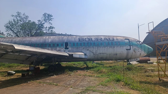 Pesawat Terbengkalai 20 Tahun