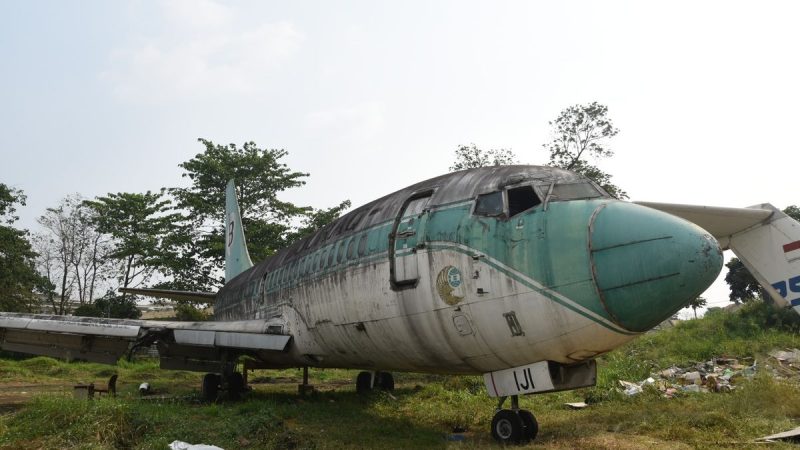 Pesawat Terbengkalai 20 Tahun