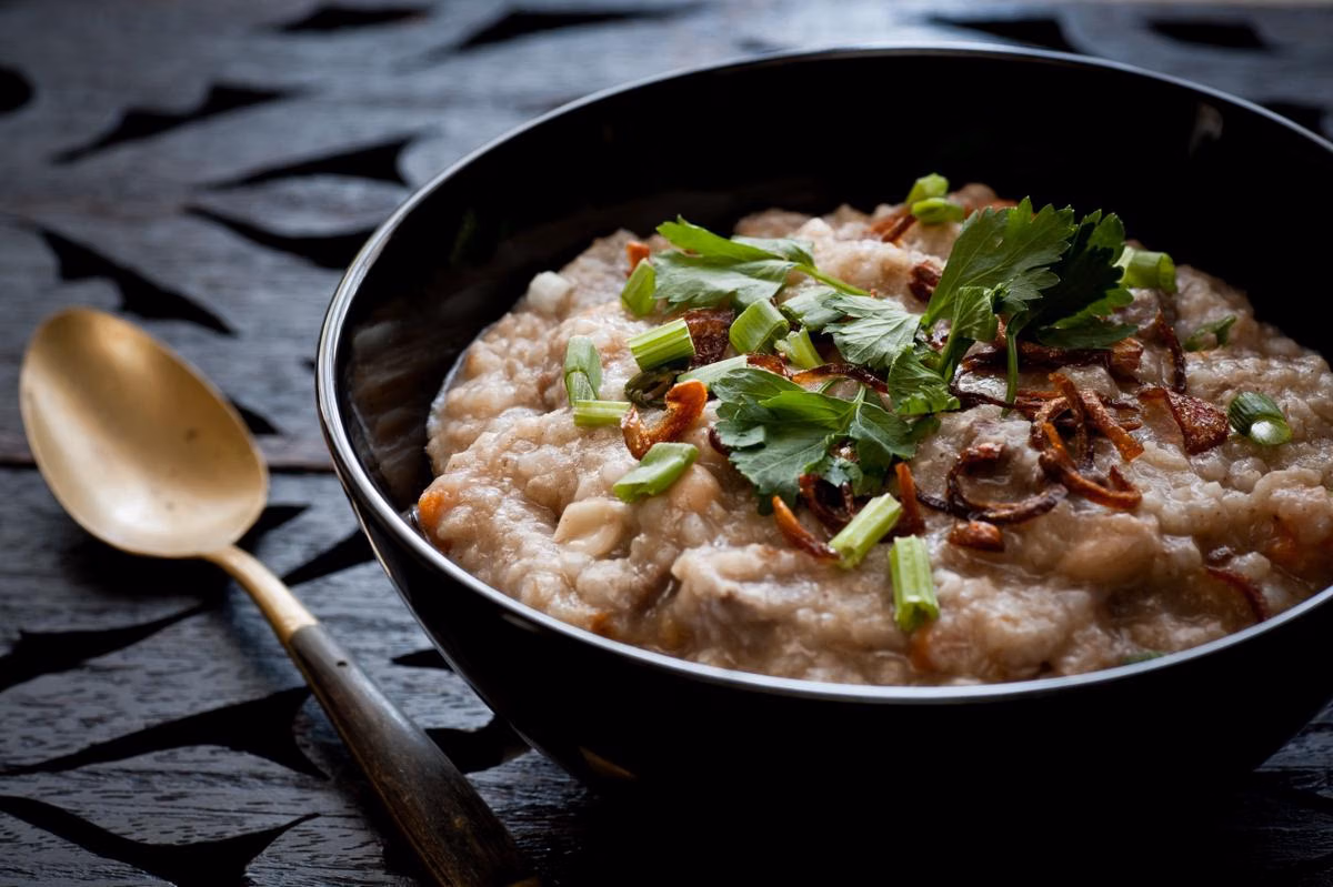 Bubur Lambok, Kuliner Khas Lingga yang Kaya Tradisi