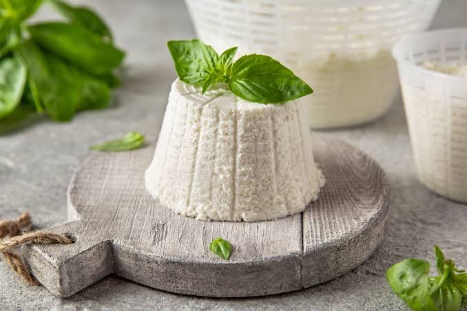 Keju Ricotta, Kelembutan Rasa yang Mengubah Hidangan Sederhana Menjadi Istimewa